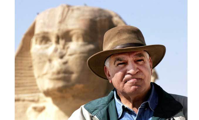 kul-zahi-hawass-24-537829a_678x410_crop_478b24840a