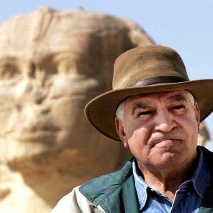 kul-zahi-hawass-24-537829a_700x700_crop_478b24840a