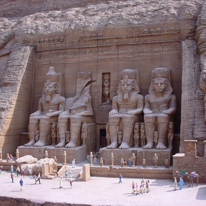 abu-a_700x700_crop_478b24840a